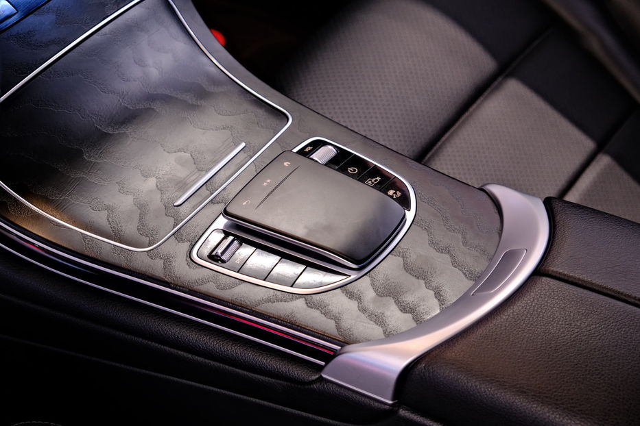 Продам Mercedes-Benz GLC-Class 300 2022 года в Одессе