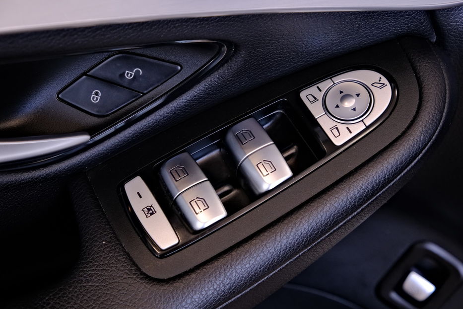 Продам Mercedes-Benz GLC-Class 300 2022 года в Одессе