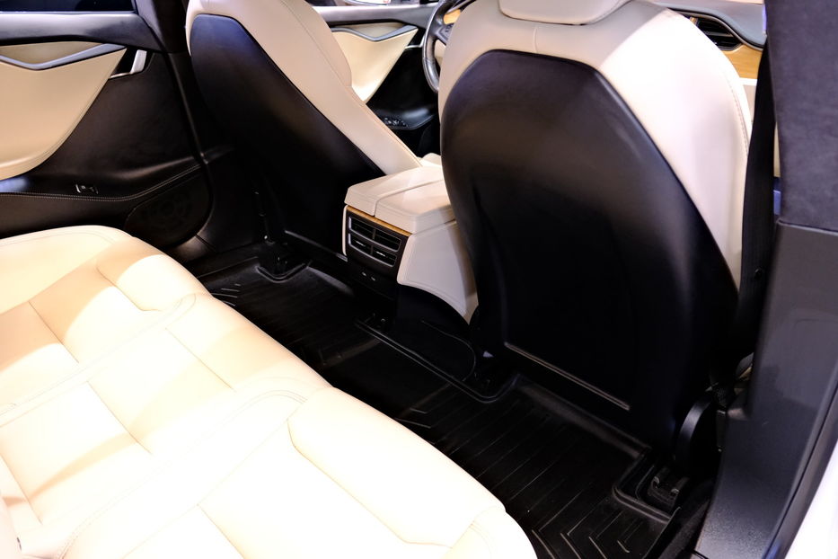 Продам Tesla Model S Long Range Plus 2020 года в Одессе