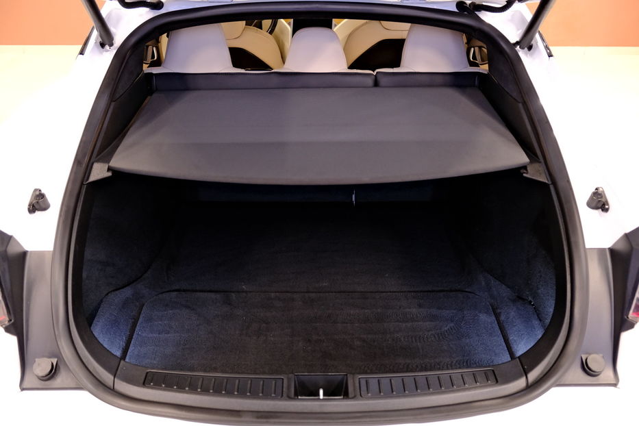 Продам Tesla Model S Long Range Plus 2020 года в Одессе