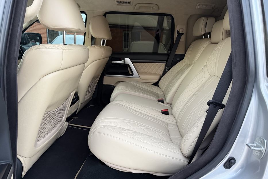 Продам Toyota Land Cruiser 200 Guard B6 2017 года в Киеве