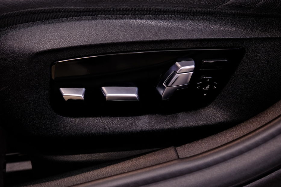 Продам BMW 530 xDrive Touring 2021 года в Одессе