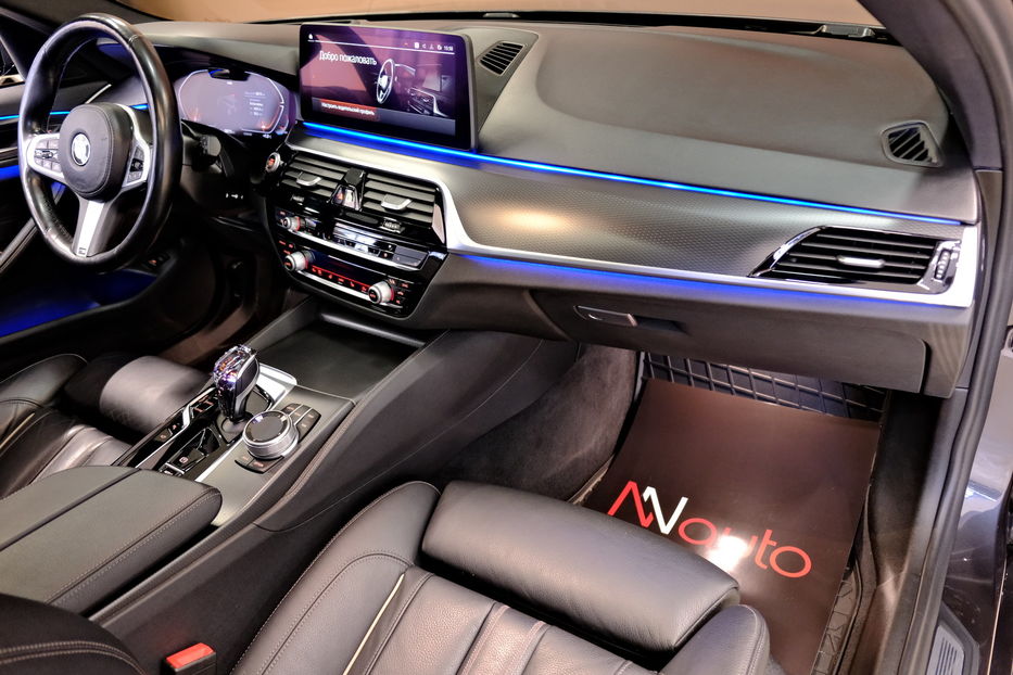 Продам BMW 530 xDrive Touring 2021 года в Одессе