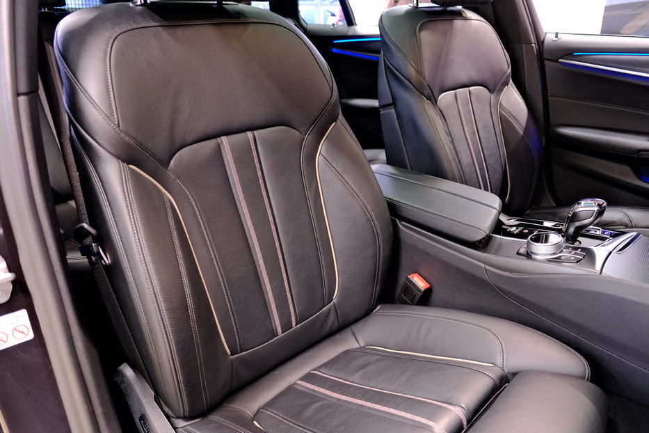 Продам BMW 530 xDrive Touring 2021 года в Одессе