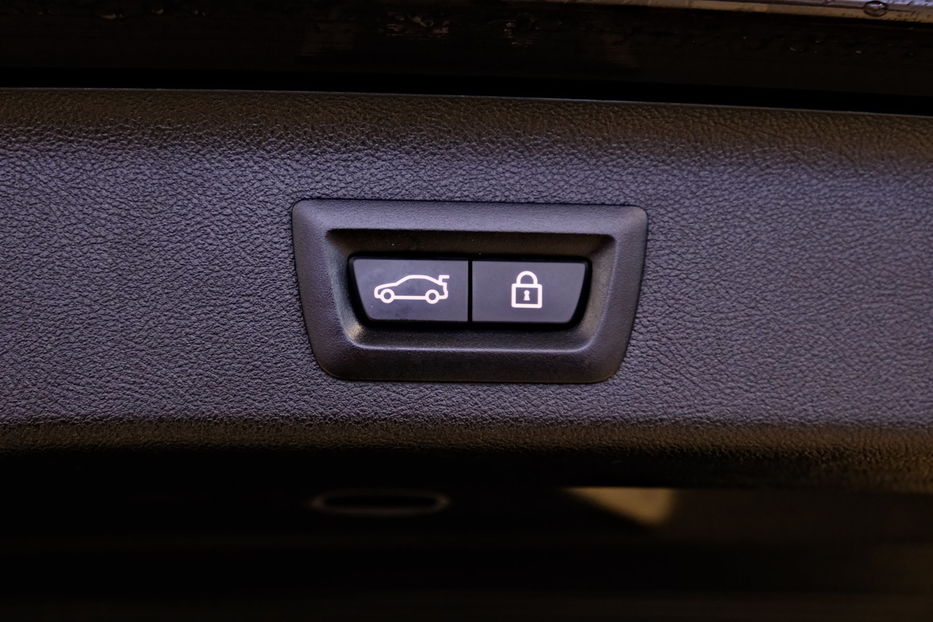 Продам BMW 530 xDrive Touring 2021 года в Одессе