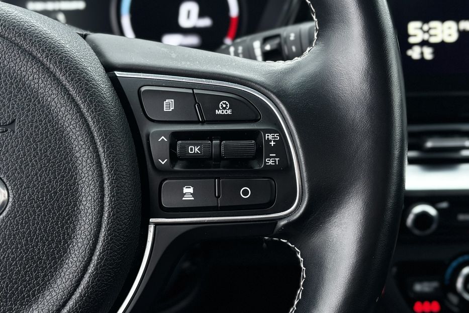 Продам Kia Niro 64квт авто у Львові 2021 года в Львове