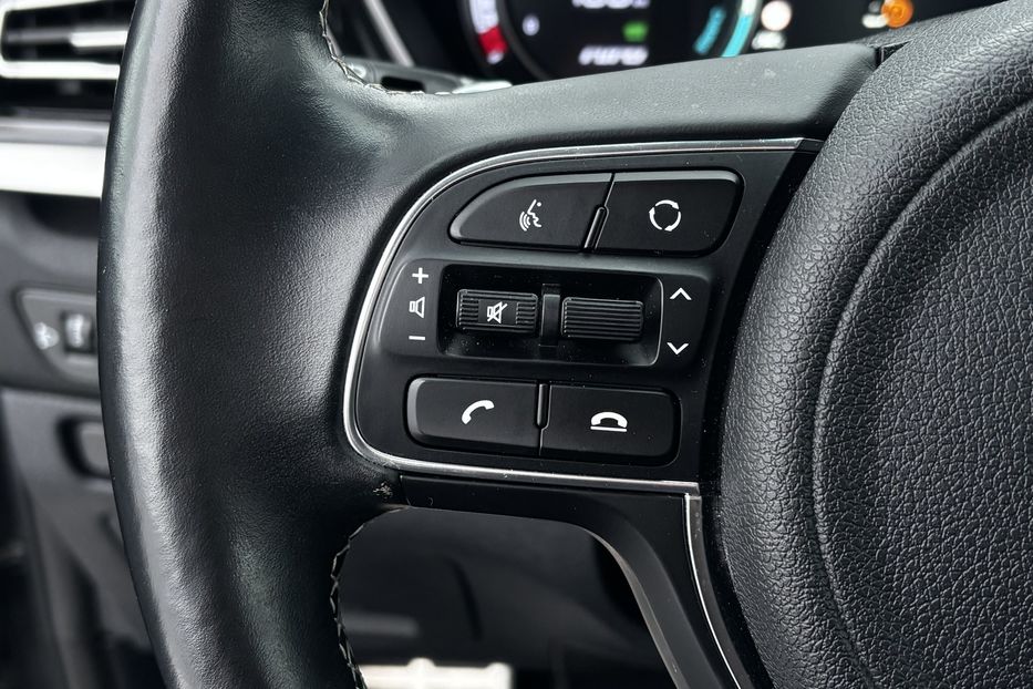 Продам Kia Niro 64квт авто у Львові 2021 года в Львове