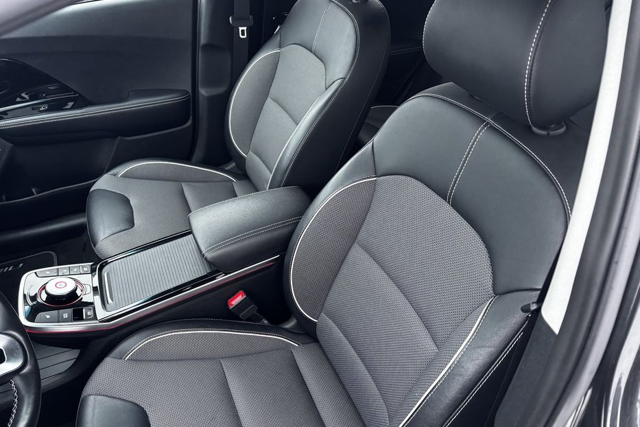 Продам Kia Niro 64квт авто у Львові 2021 года в Львове