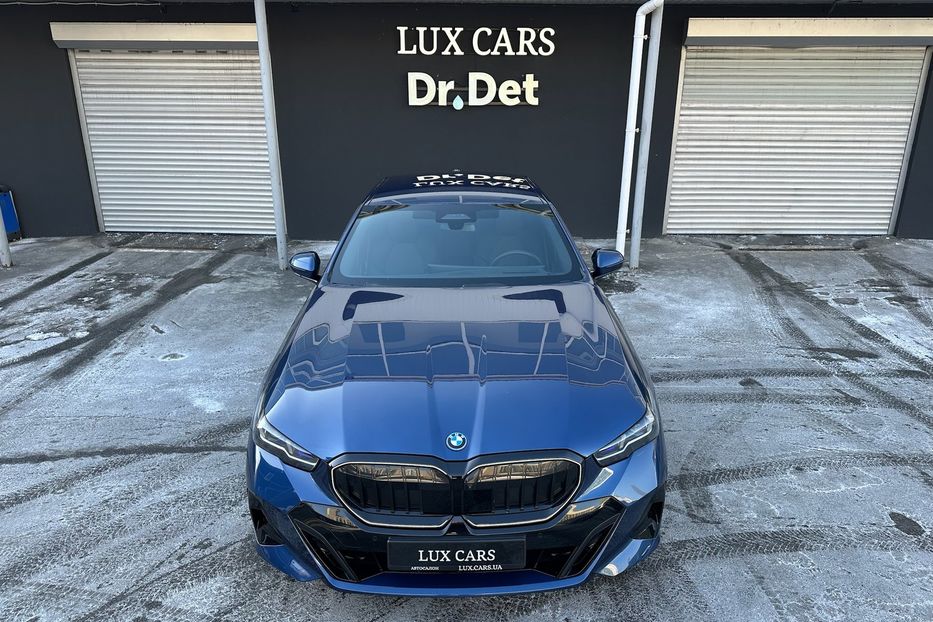 Продам BMW 540 i5 2024 года в Киеве