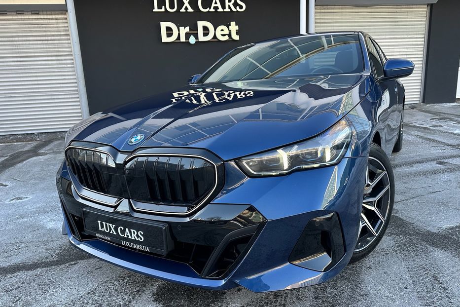 Продам BMW 540 i5 2024 года в Киеве