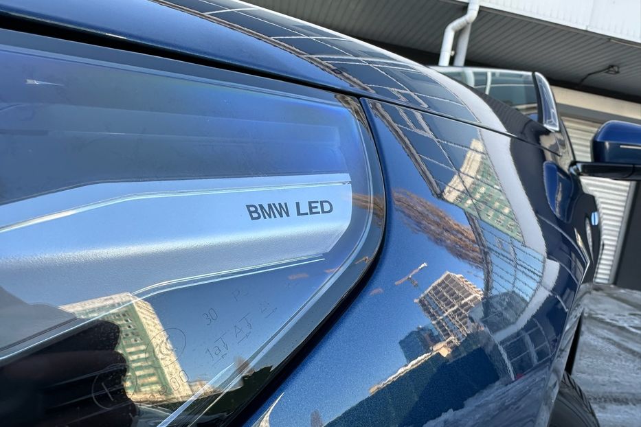 Продам BMW 540 i5 2024 года в Киеве