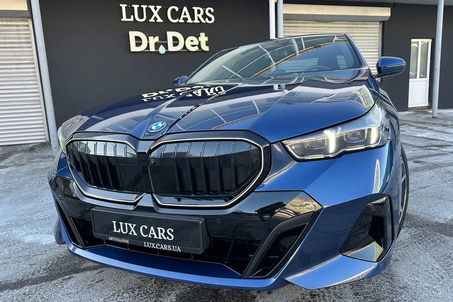 Продам BMW 540 i5 2024 года в Киеве