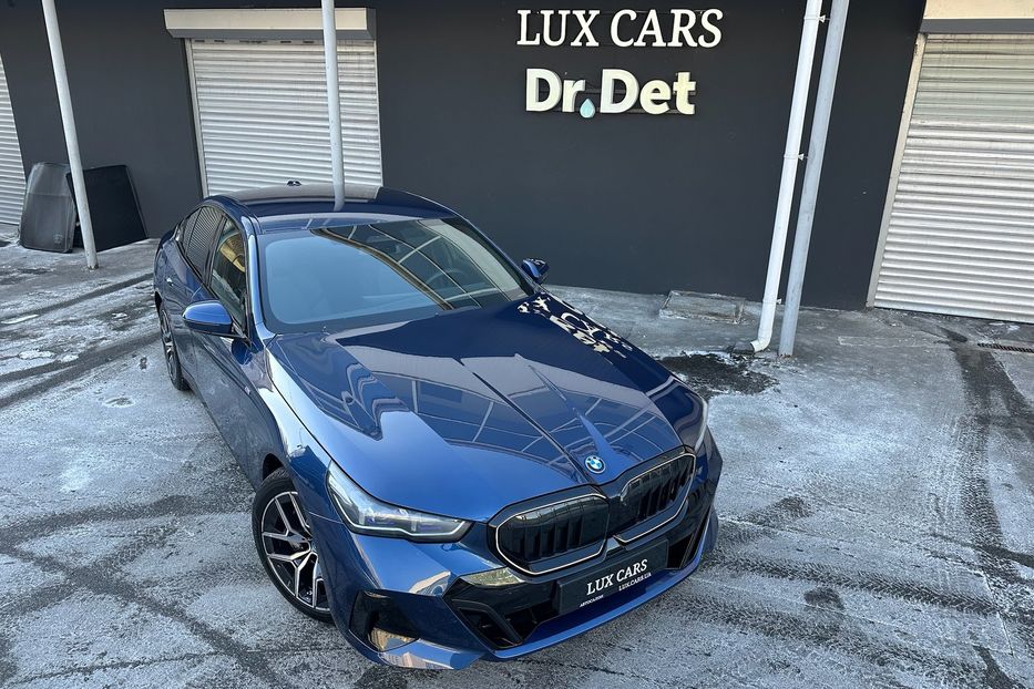 Продам BMW 540 i5 2024 года в Киеве