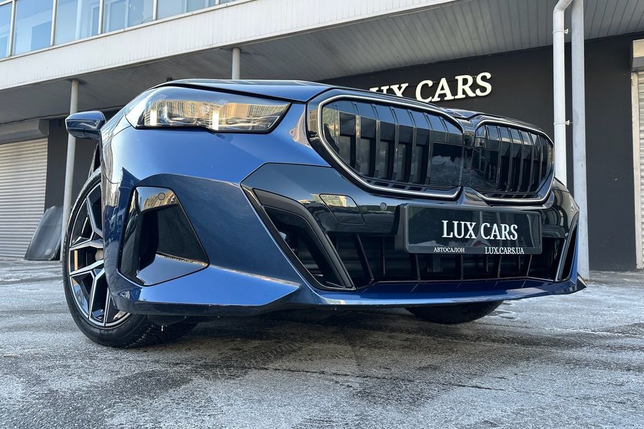 Продам BMW 540 i5 2024 года в Киеве