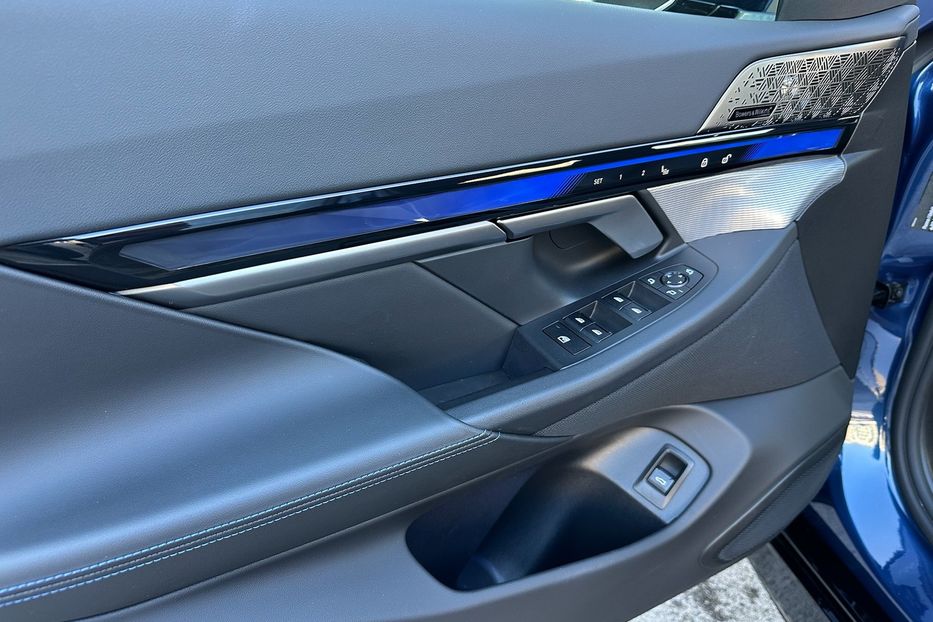 Продам BMW 540 i5 2024 года в Киеве