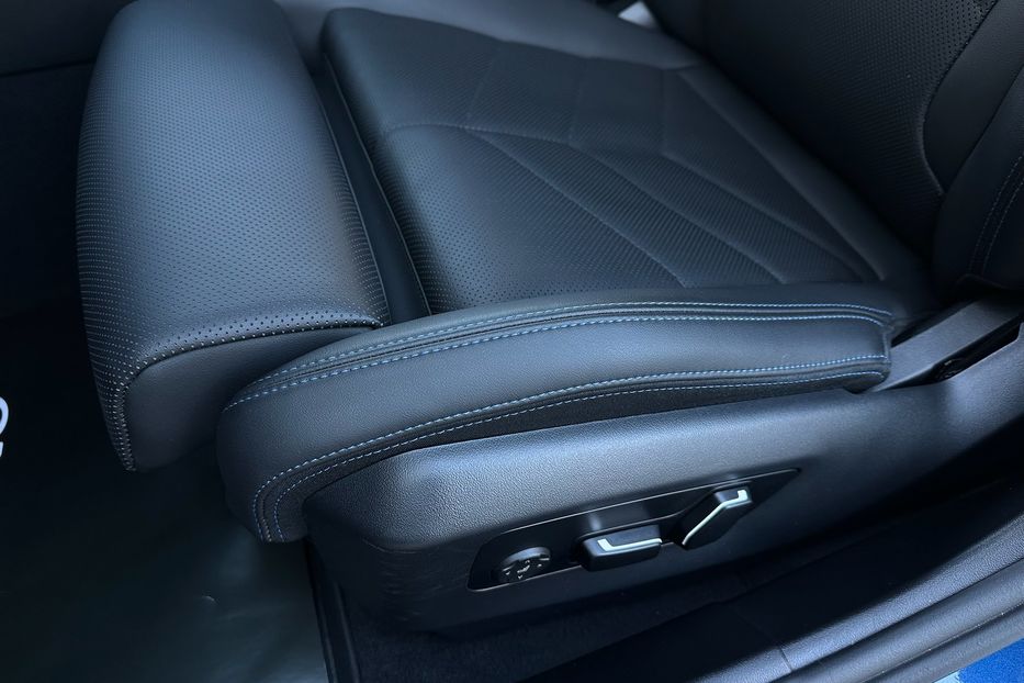 Продам BMW 540 i5 2024 года в Киеве