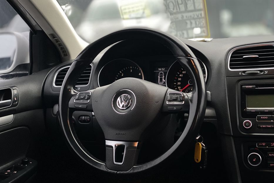 Продам Volkswagen Golf Variant 6 2011 года в Луцке