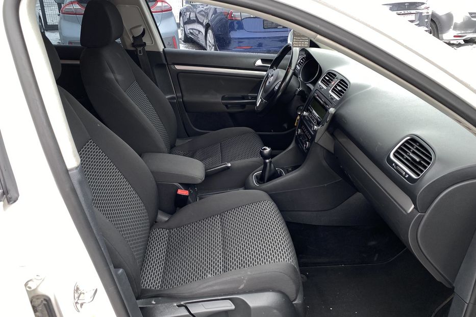 Продам Volkswagen Golf Variant 6 2011 года в Луцке