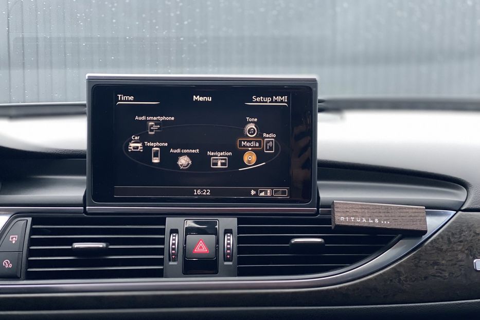 Продам Audi A6 Quattro 2017 года в Луцке