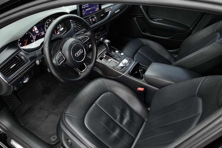 Продам Audi A6 Quattro 2017 года в Луцке