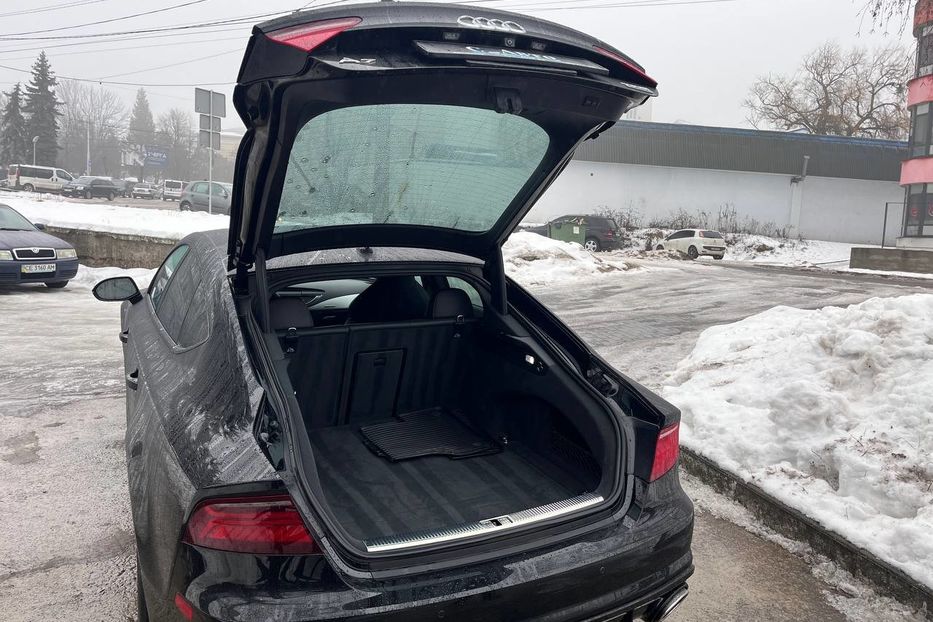 Продам Audi A7 S7 2017 года в Черновцах