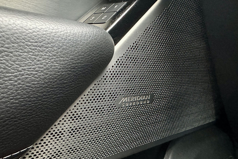 Продам Land Rover Velar 2.0 AT (250 к.с.) AWD  2019 года в Киеве