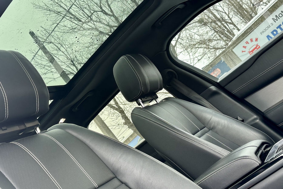 Продам Land Rover Velar 2.0 AT (250 к.с.) AWD  2019 года в Киеве