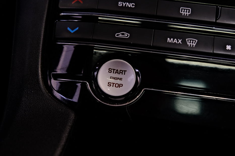 Продам Jaguar F-Pace R-Sport 2018 года в Одессе