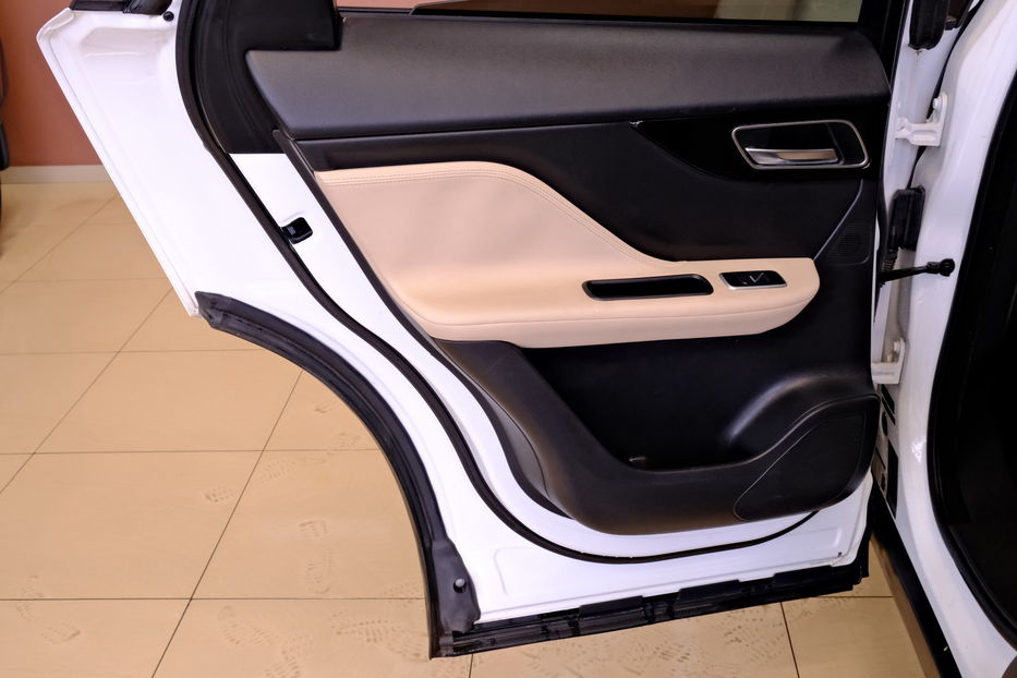 Продам Jaguar F-Pace R-Sport 2018 года в Одессе