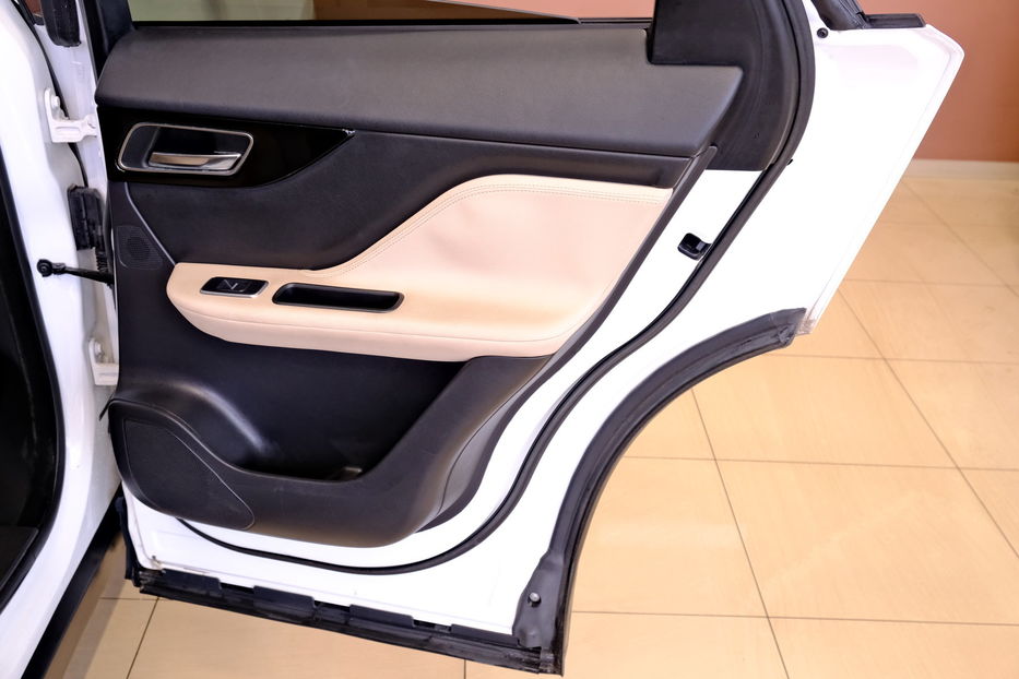 Продам Jaguar F-Pace R-Sport 2018 года в Одессе