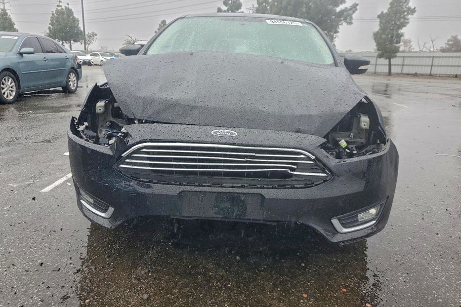 Продам Ford Focus версія Titanium авто в дороззі 2018 года в Львове