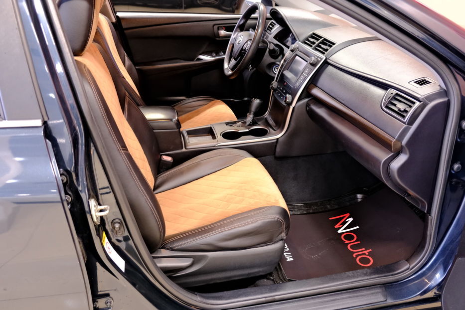 Продам Toyota Camry 2016 года в Одессе