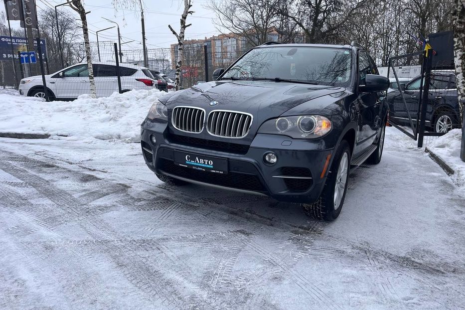 Продам BMW X5 2012 года в Черновцах