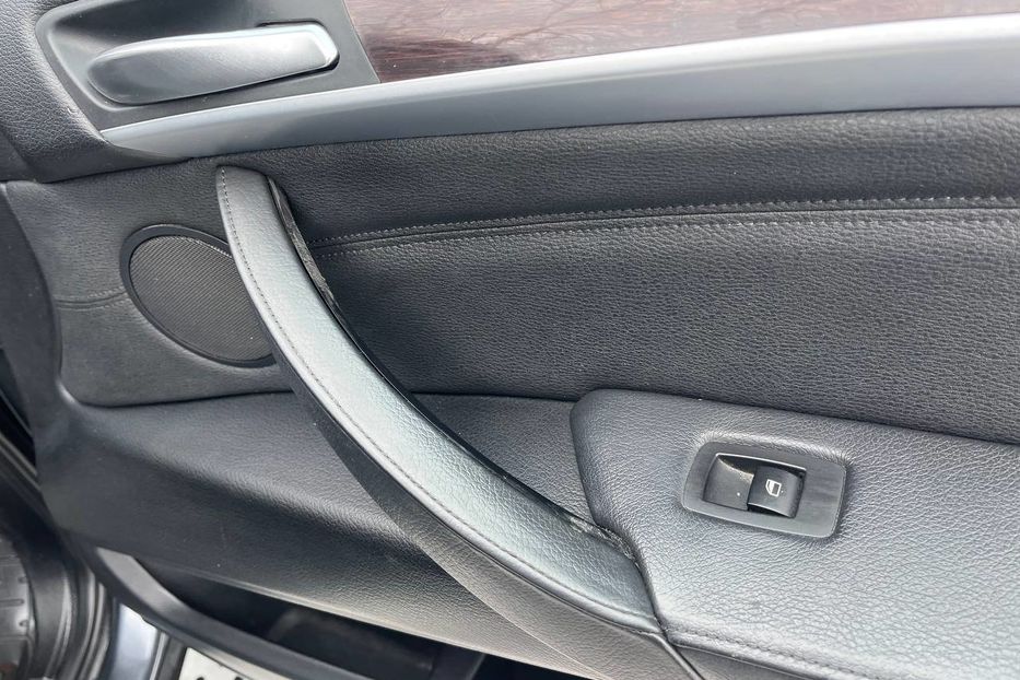 Продам BMW X5 2012 года в Черновцах