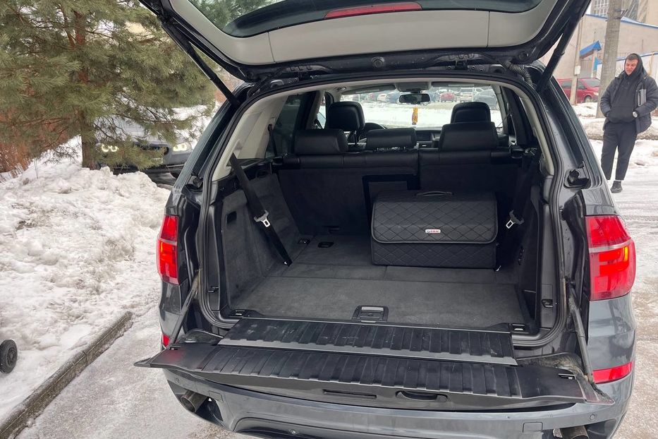 Продам BMW X5 2012 года в Черновцах