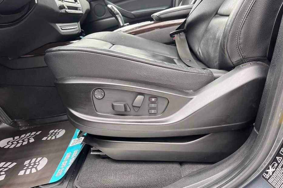 Продам BMW X5 2012 года в Черновцах