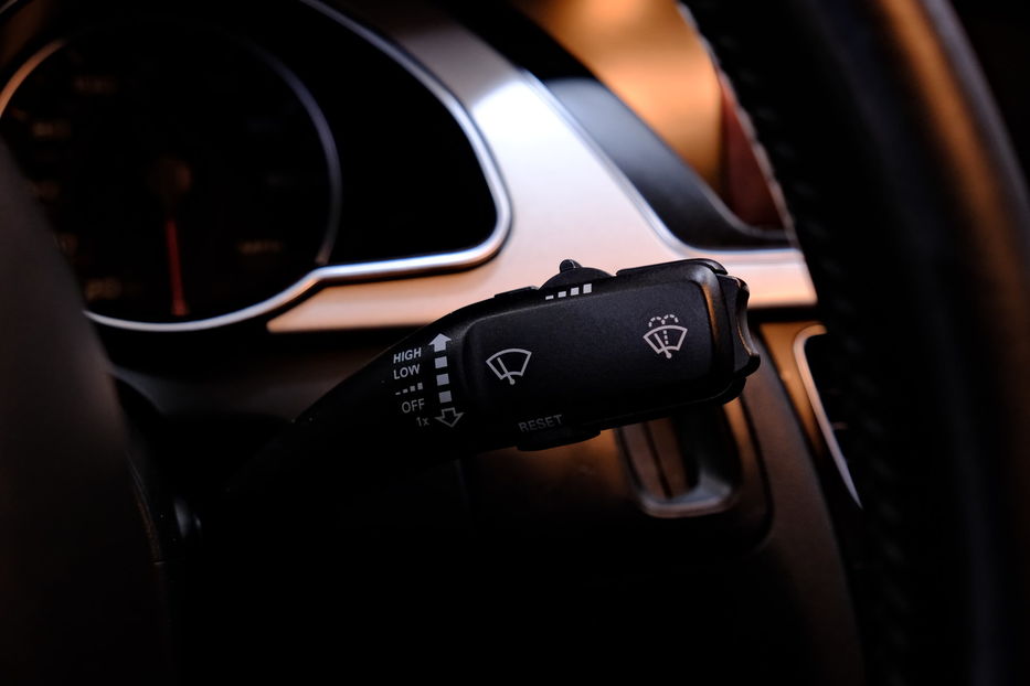 Продам Audi A5 Premium Plus 2011 года в Одессе