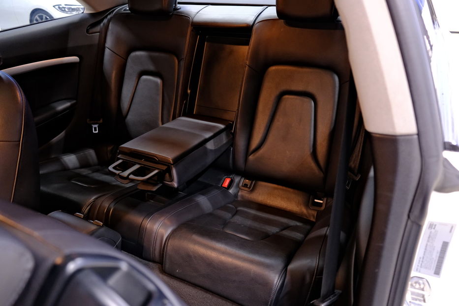 Продам Audi A5 Premium Plus 2011 года в Одессе