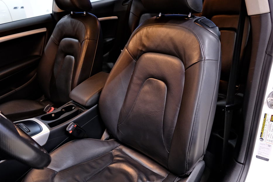 Продам Audi A5 Premium Plus 2011 года в Одессе