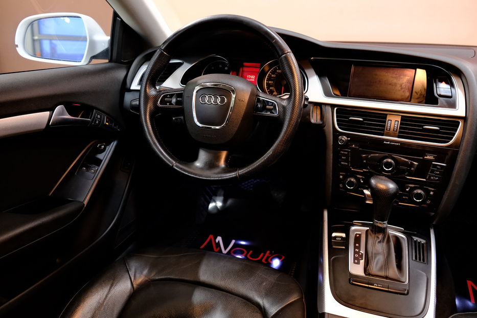 Продам Audi A5 Premium Plus 2011 года в Одессе