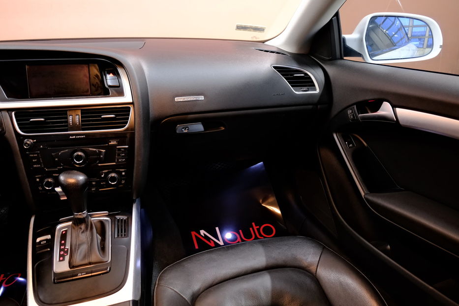 Продам Audi A5 Premium Plus 2011 года в Одессе