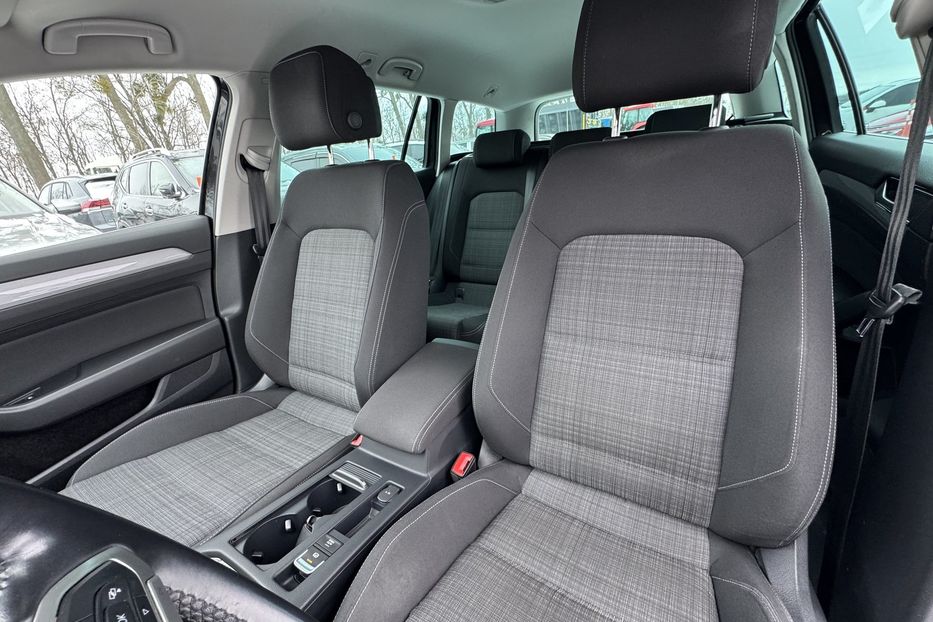 Продам Volkswagen Passat B8 2022 года в г. Умань, Черкасская область