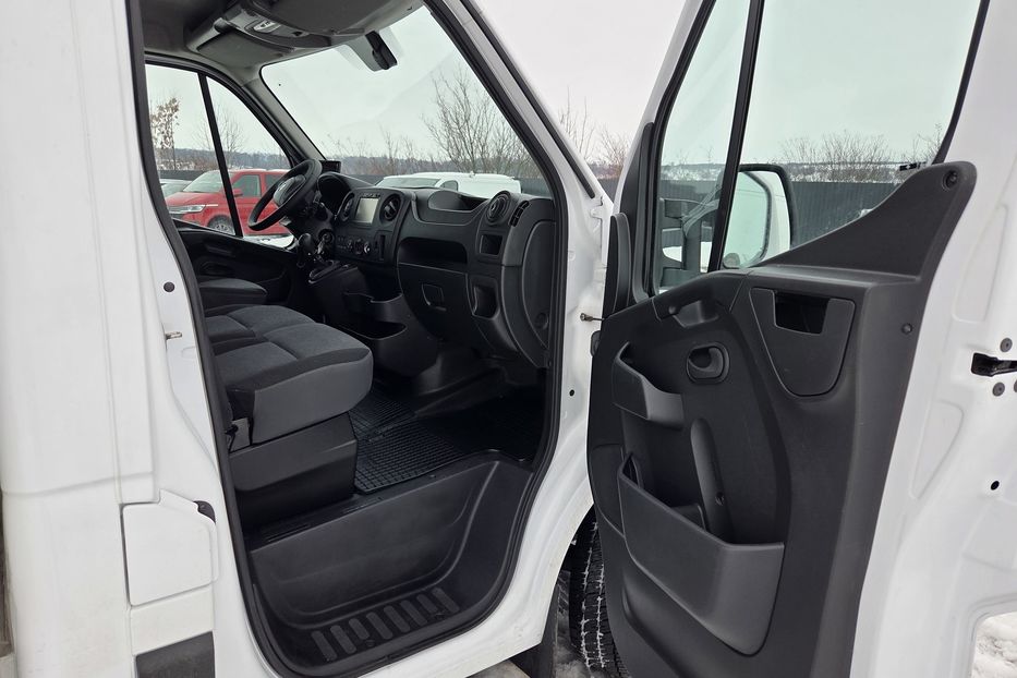 Продам Renault Master груз. 2019 года в Львове