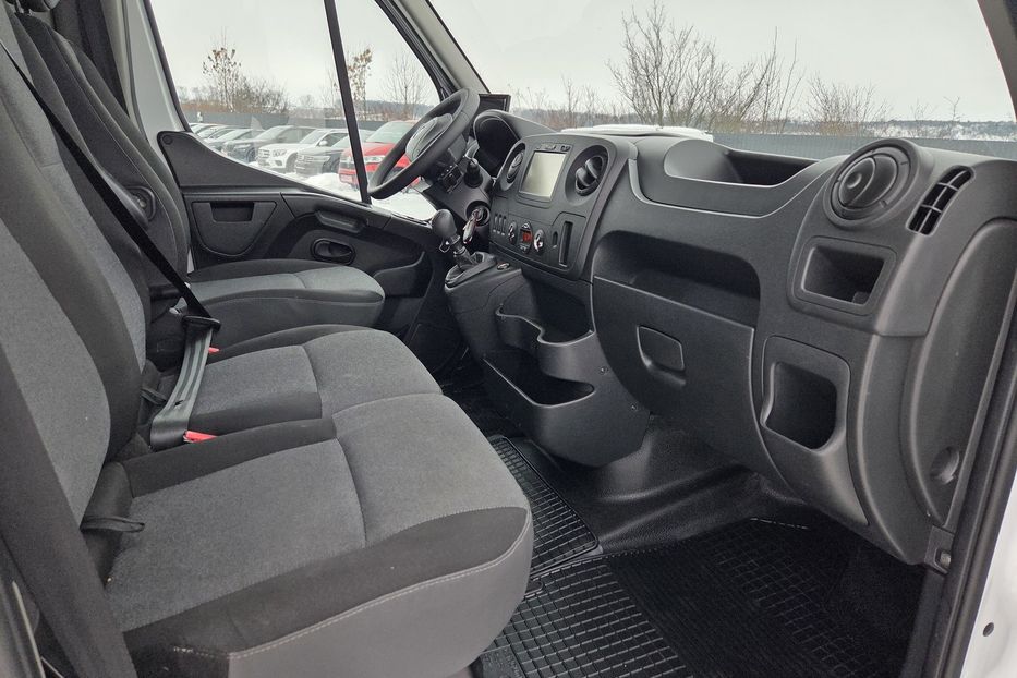 Продам Renault Master груз. 2019 года в Львове