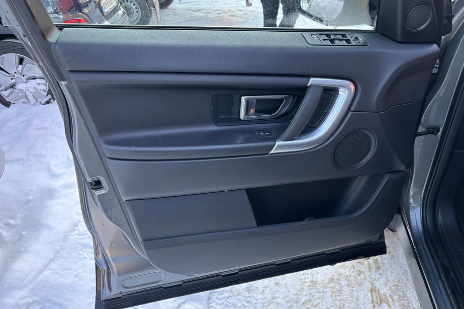 Продам Land Rover Discovery Sport 2018 года в Житомире