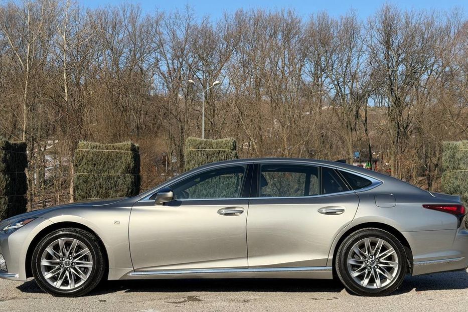 Продам Lexus LS 600 2020 года в Днепре