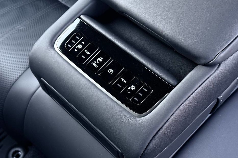 Продам Lexus LS 600 2020 года в Днепре