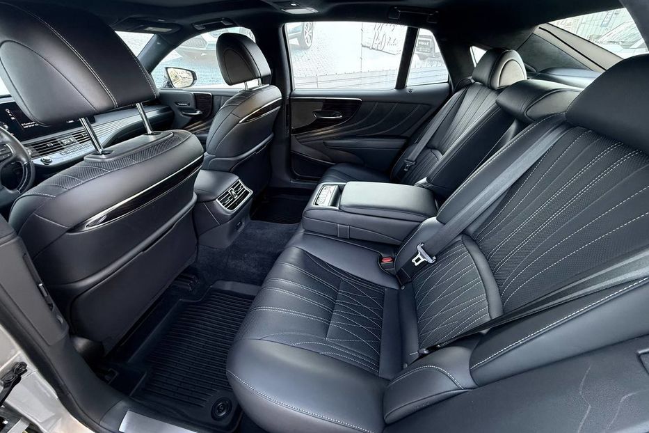 Продам Lexus LS 600 2020 года в Днепре