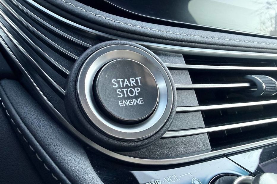 Продам Lexus LS 600 2020 года в Днепре