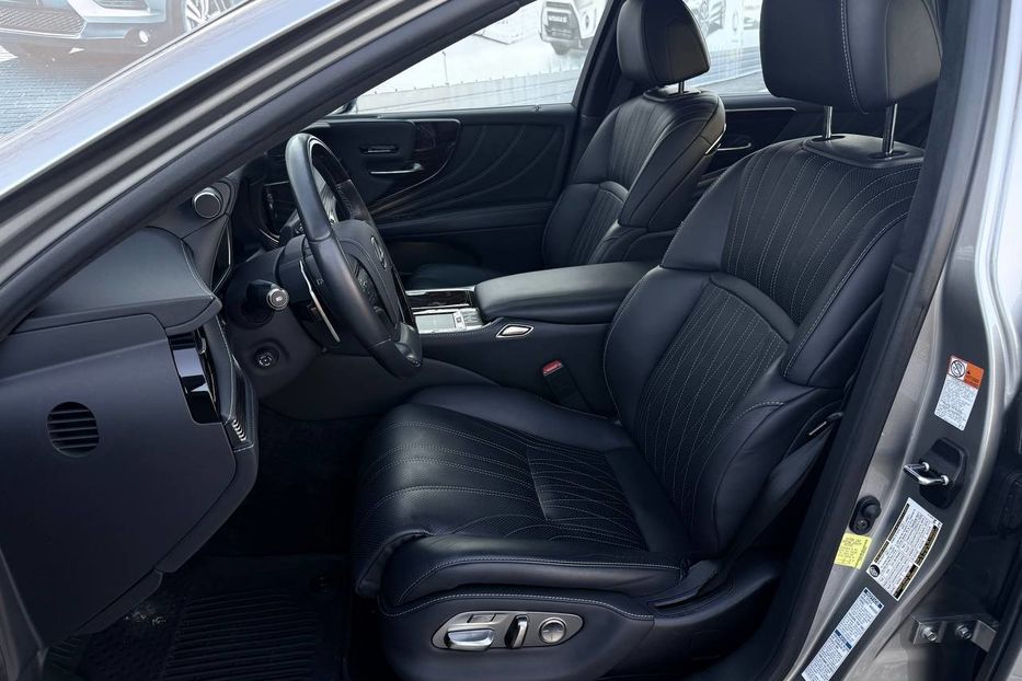 Продам Lexus LS 600 2020 года в Днепре